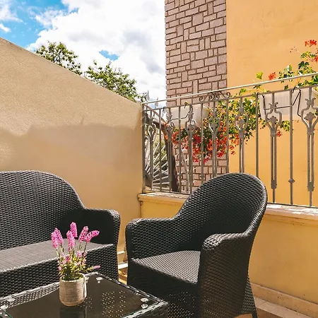 Le Residenze Del Centro Apart Otel