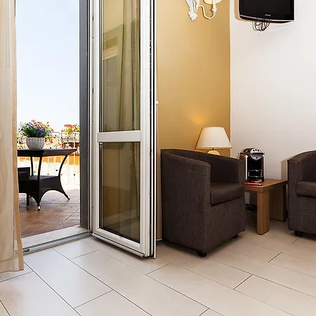 Le Residenze Del Centro Aparthotel 3*