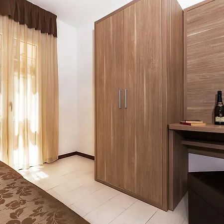 Le Residenze Del Centro Aparthotel Olbia
