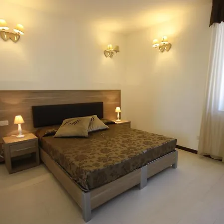 Le Residenze Del Centro Aparthotel 2*