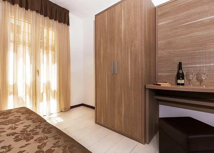 Le Residenze Del Centro Aparthotel Olbia